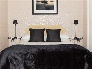 Powys Lodge Scarborough Bagian luar foto